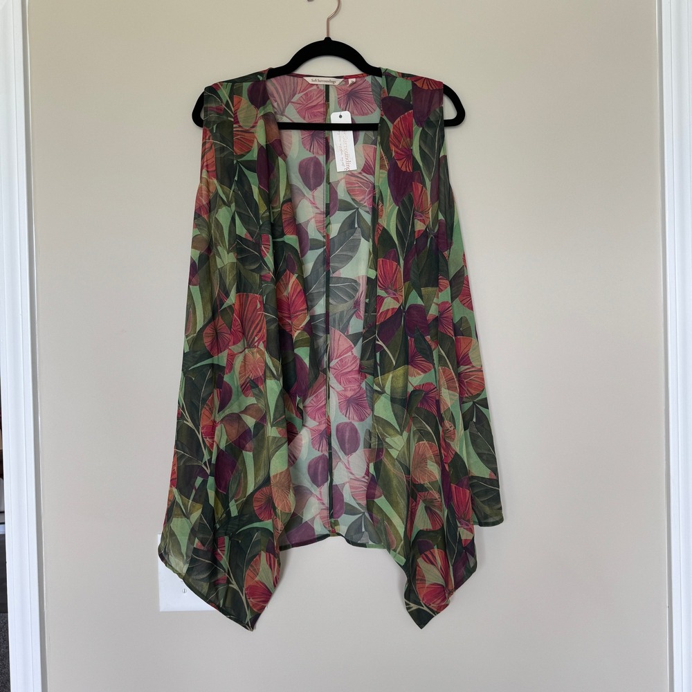 Soft Surroundings Botanical Bliss Vest Green Floral Mesh Handkerchief Hem M NWT